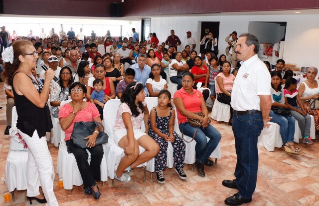 Veracruz dejará de vivir historias de terror con los partidos políticos: Juan Bueno Torio
