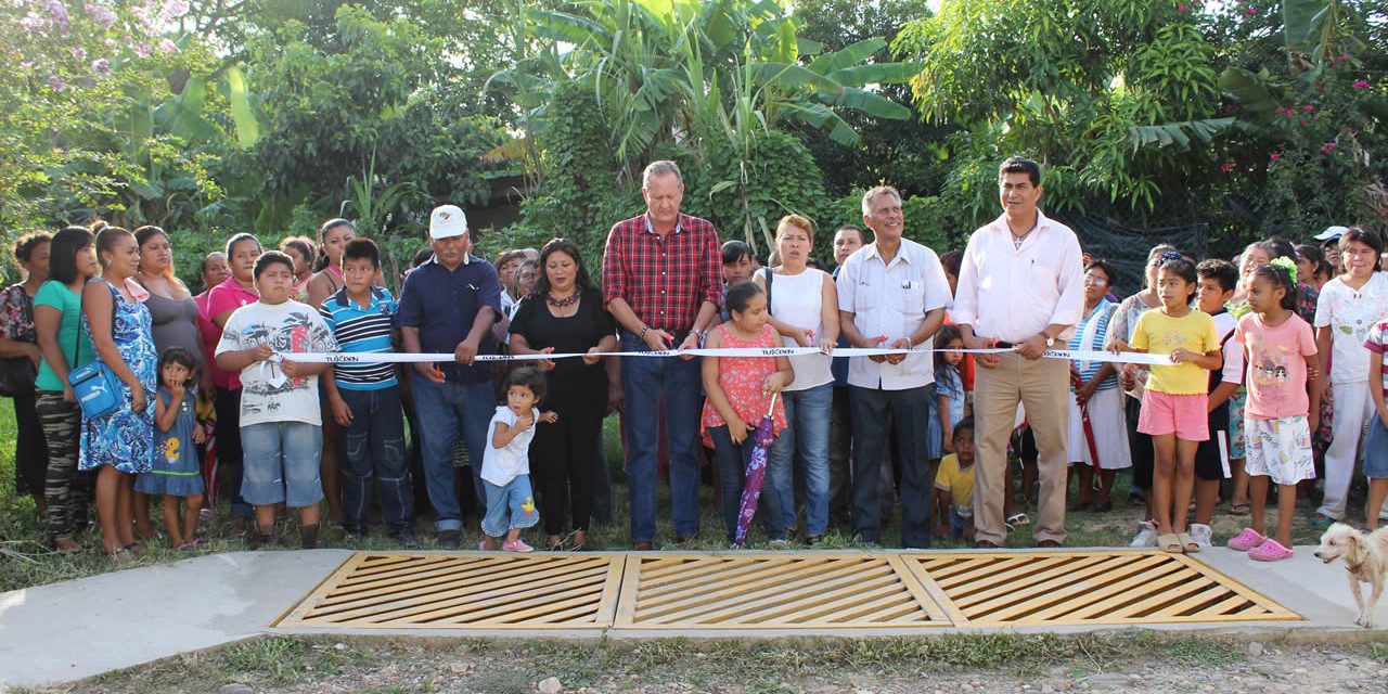 Inauguran drenes pluviales en Los Mangos