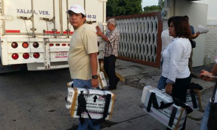 Trasladan paquetes electorales del Distrito de Tuxpan para su recuento