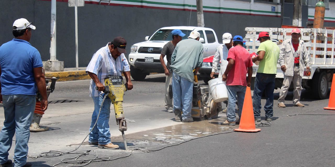 Obras Públicas Municipales, Refuerza Trabajos en la Ciudad
