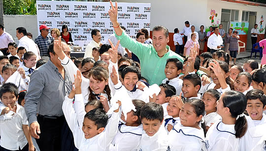Revolución educativa en Tuxpan