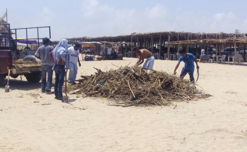Retiran palizada de playas Tuxpeñas