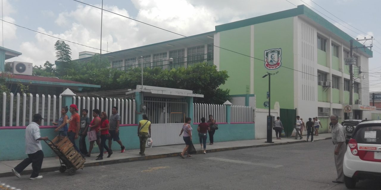 Se mantiene constante vigilancia en escuelas del municipio
