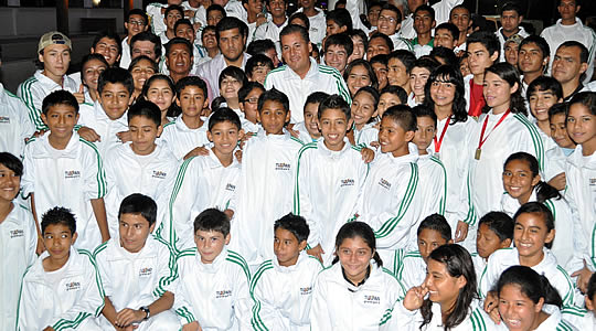 Envia Tuxpan a la mayor delegación de deportistas de su historia a la olimpiada estatal 2012