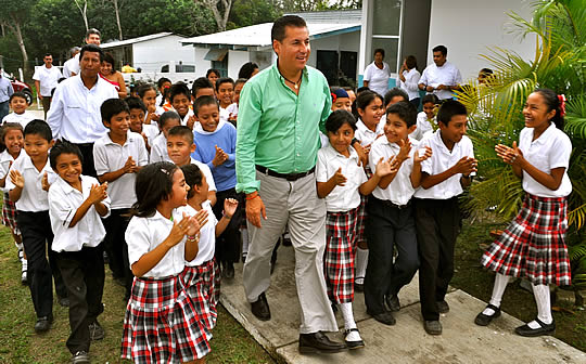 Entrega ASR nueva infraestructura en escuela del medio rural de Tuxpan