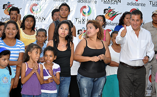 Inicia Alberto Silva Ramos maratón de obras en Tuxpan