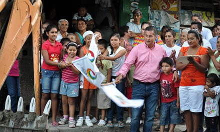 Inicia ASR tres nuevas obras en Santiago de la Peña