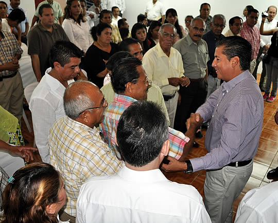 Continuara y con mas fuerza, el apoyo a todas las entidades religiosas de Tuxpan: ASR
