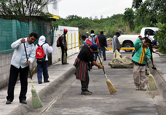 Llegó «Sábado en tu colonia» a la petrolera…