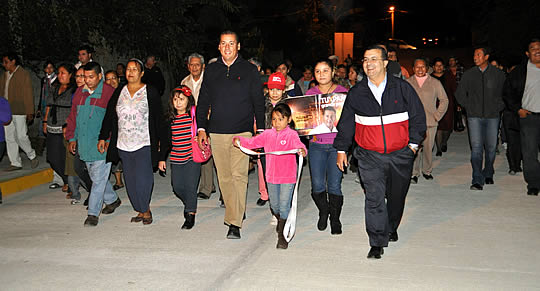 Inaugura ASR una nueva pavimentación en Tuxpan