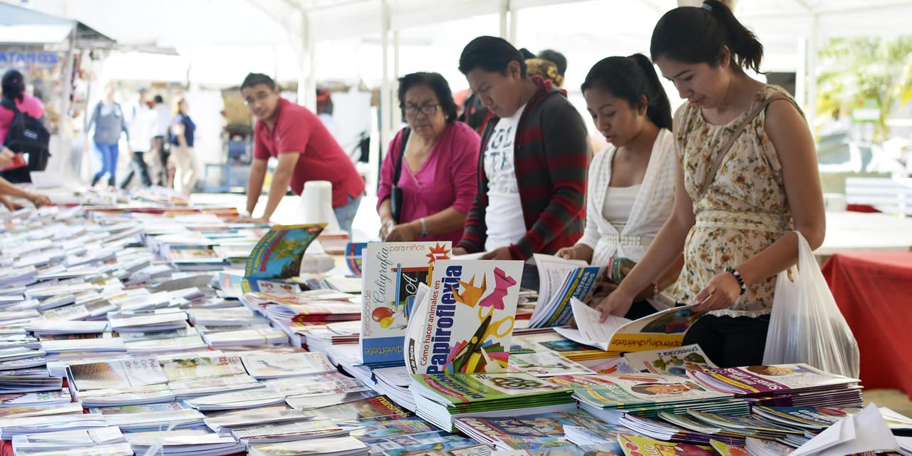 Tuxpan Se Suma al 1er Circuito Estatal del Libro