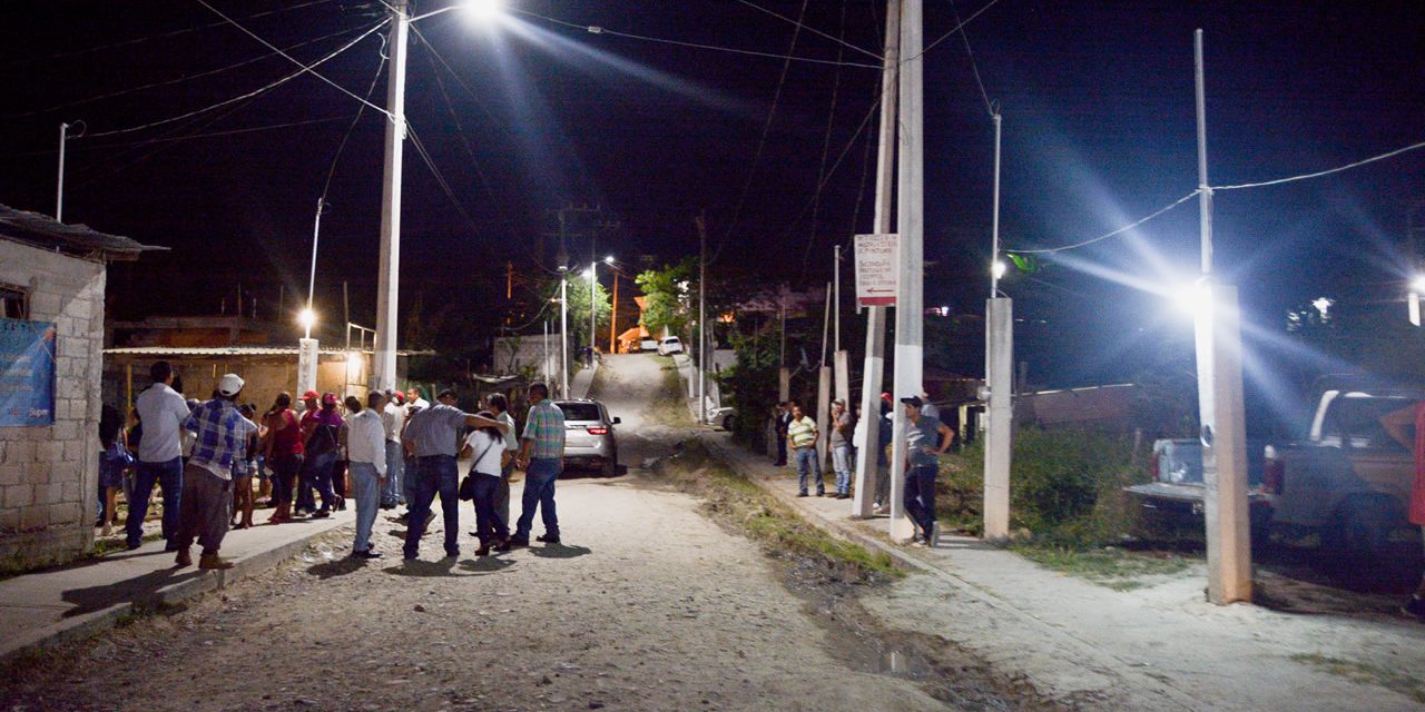 Inauguran Alumbrado en Sol de Justicia