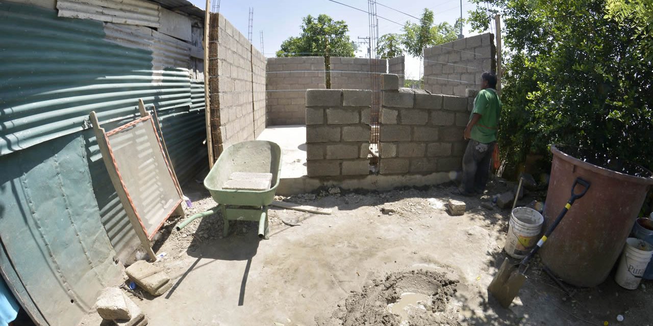 Ayuntamiento de Tuxpan, Avanza en la Construcción de Cuartos Dormitorio
