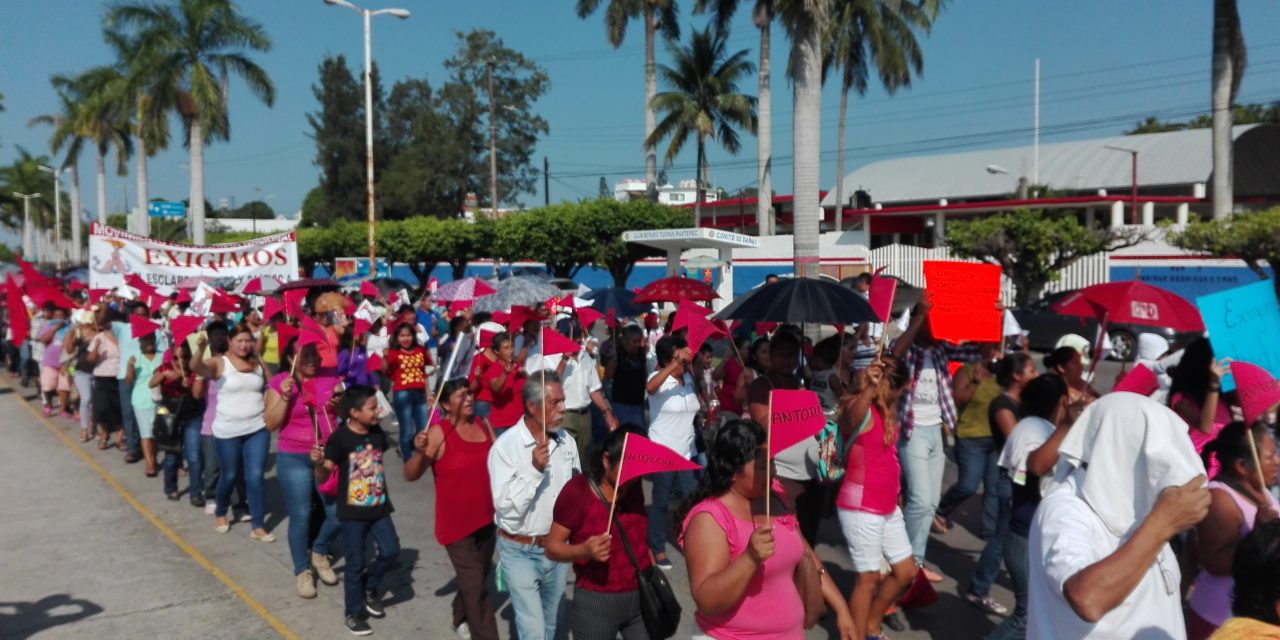 Con manifestación, exigen esclarecimiento del secuestro de dirigente Antorchista