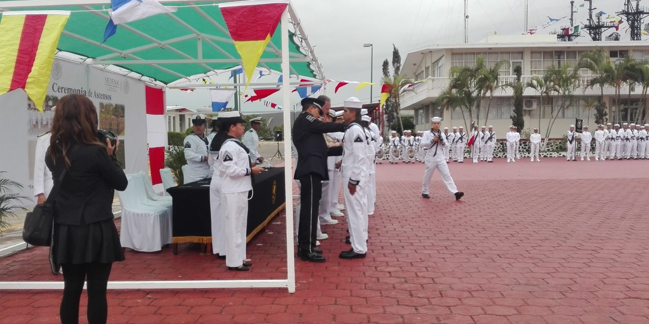 SEMAR realiza ceremonia de ascensos