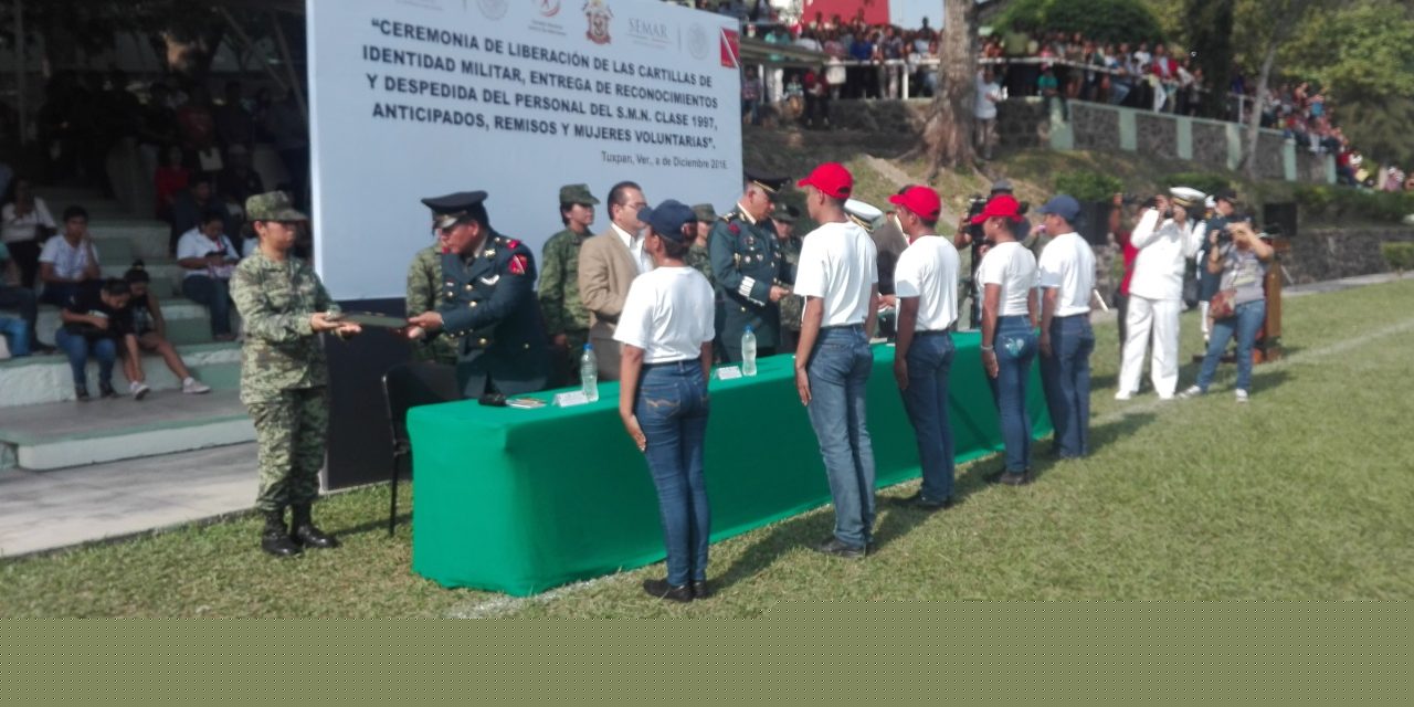 SEMAR Y SEDENA entregan cartillas liberadas a clase 1997, anticipados y remisos