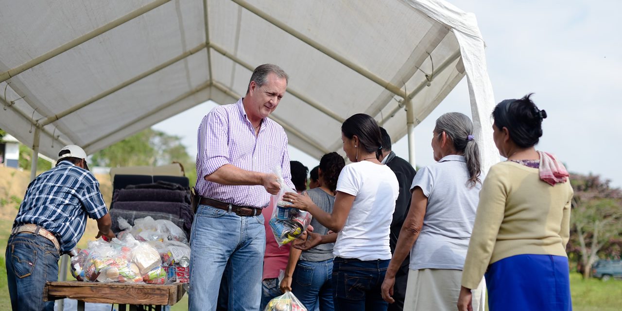 Entrega Gobierno de Tuxpan Apoyos Invernales en 6 Comunidades