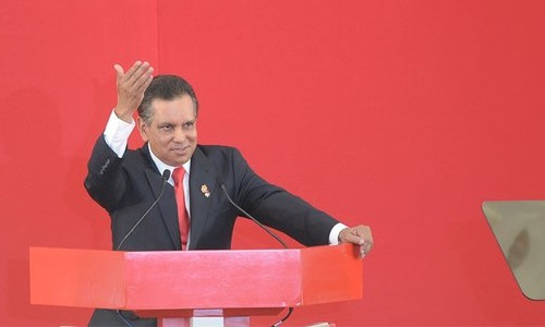 Fidel viene por la herencia