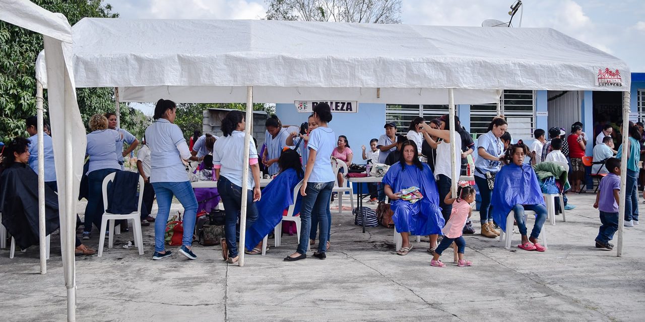 DIF Tuxpan lleva programas y servicios a las comunidades