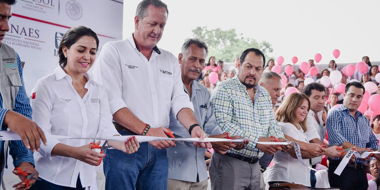 Los Programas Sociales Están Garantizados en Tuxpan