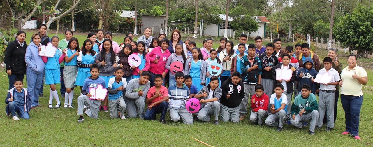 DIF Tuxpan lleva jornada de atención a Laja del Tubo