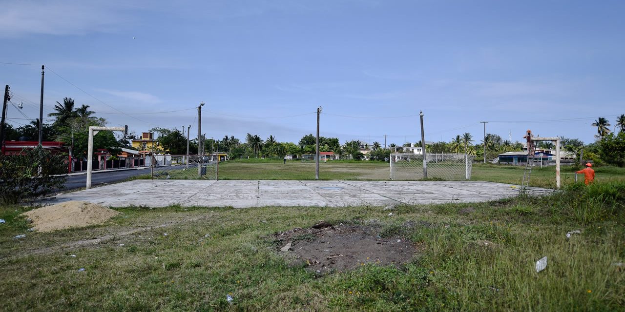 Analiza Ayuntamiento de Tuxpan y SUTERM 55, Rescate de Espacios en 3 Colonias del Municipio