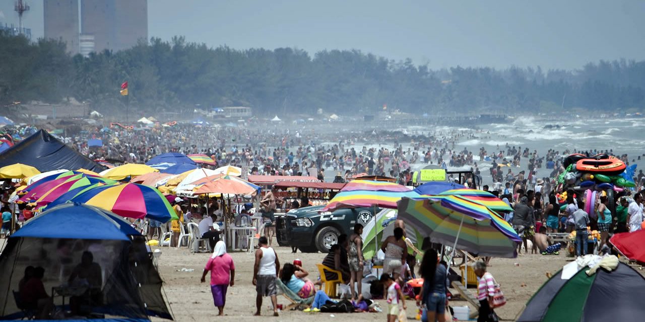 Más de 206 mil Turistas en las Playas de Tuxpan, Veracruz