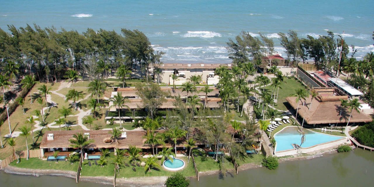 PRESTADORES DE SERVICIOS TURÍSTICOS DE TUXPAN SE ENLISTAN EN PADRÓN FEDERAL: LCC