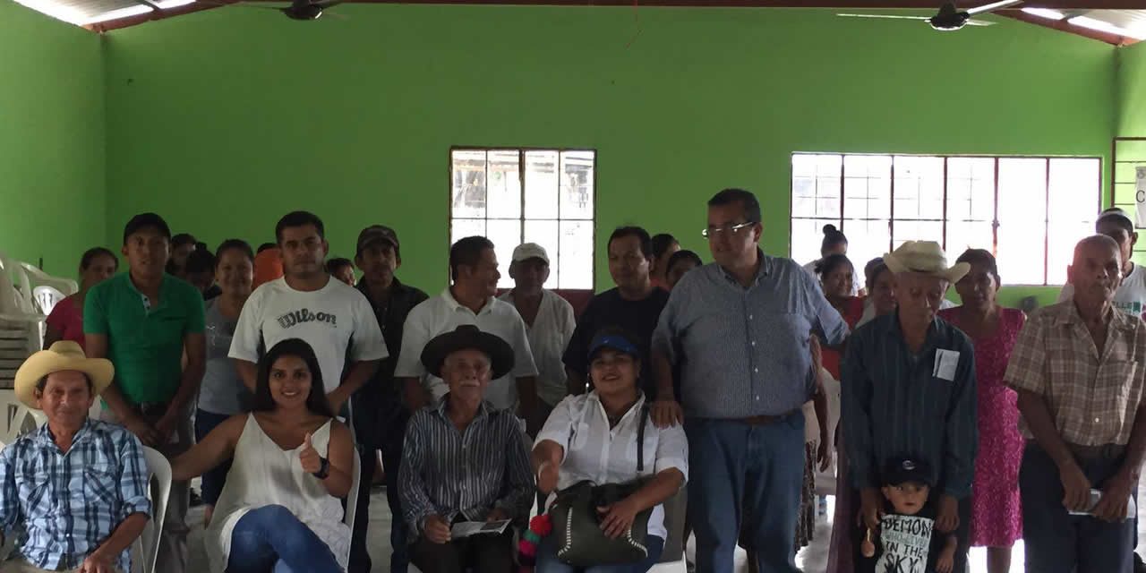 COMUNIDADES DE TUXPAN DEBEN SER ATENDIDAS DE INMEDIATO: ESTEBAN SALAS