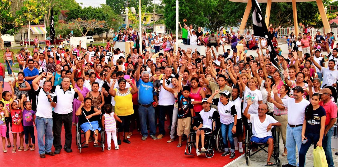 Santiago de la Peña quiere ser independiente con Everardo Gustin