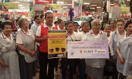 Voluntarias Vicentinas reciben donativo de redondeo