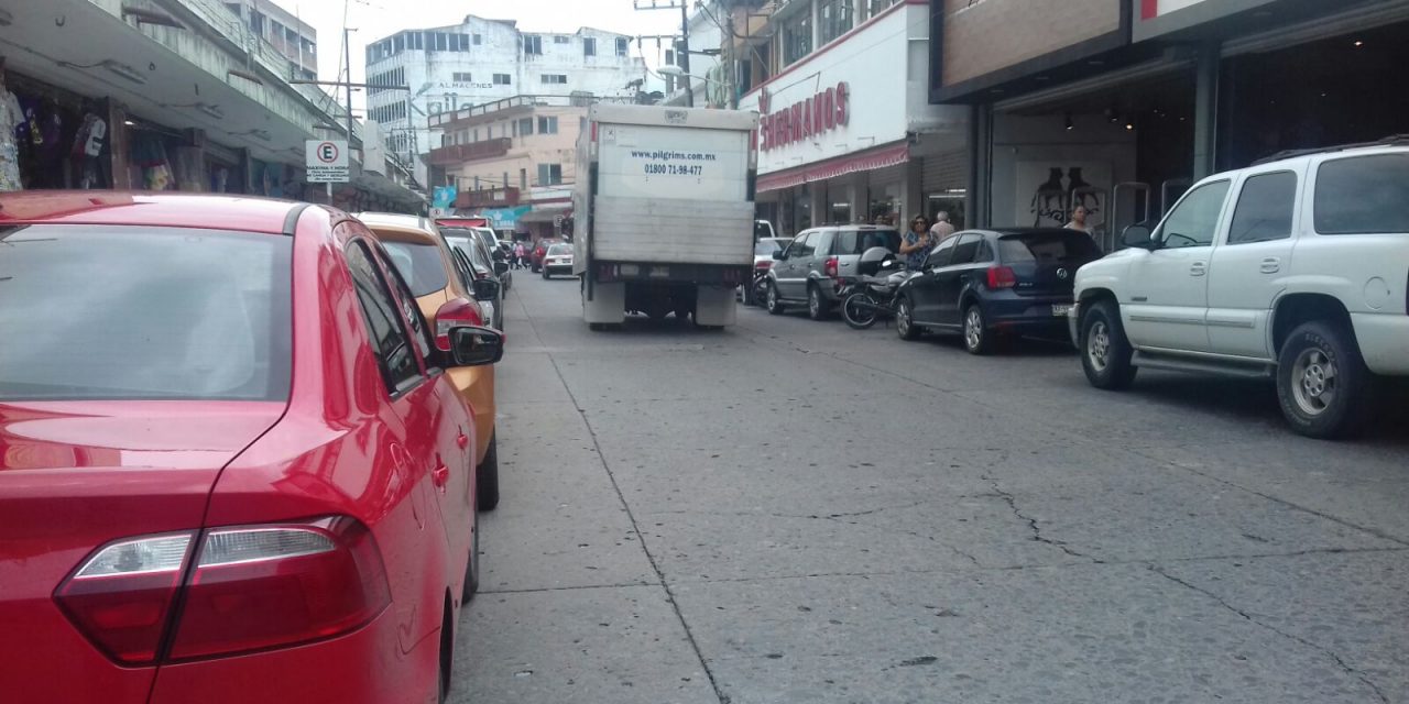 Tránsito pone a prueba espacios para estacionamiento