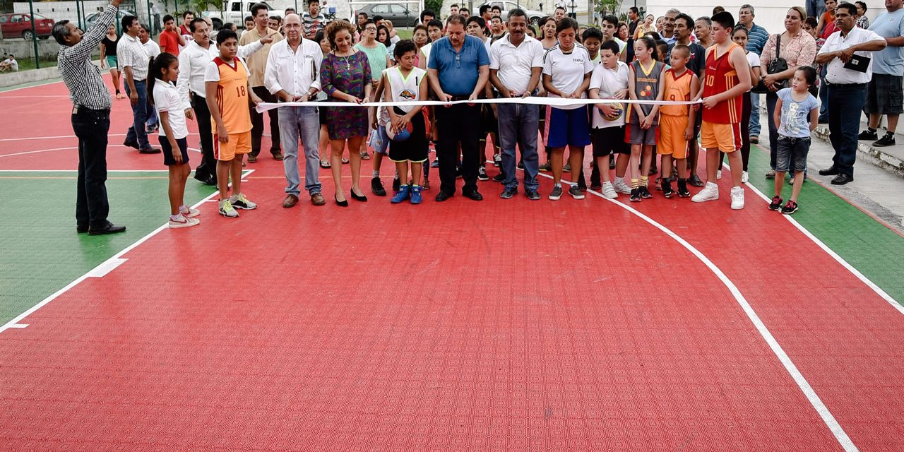 Inauguran Espacios Deportivos en Tuxpan