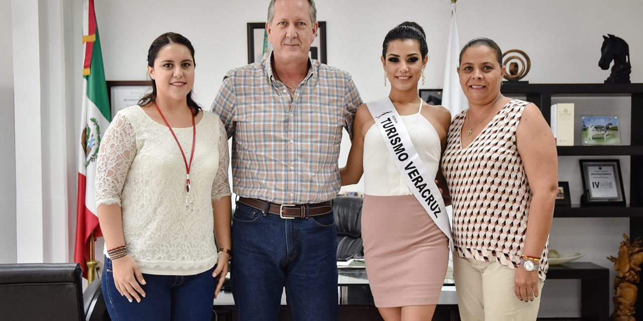 Belleza Tuxpeña Presente en Certamen Nacional