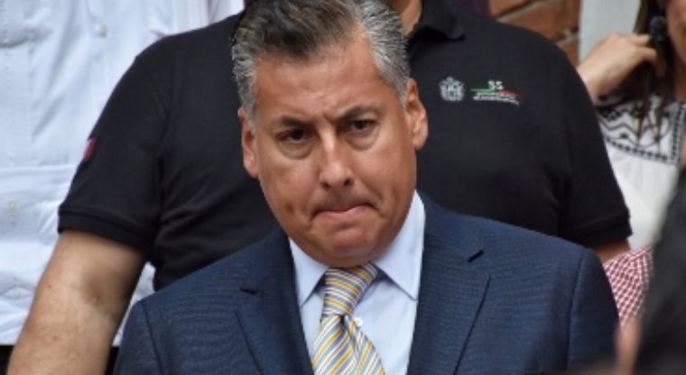Le cortan las alas a El Cisne