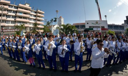 Convocan al Sector Educativo a Participar en el Desfile Cívico-Militar