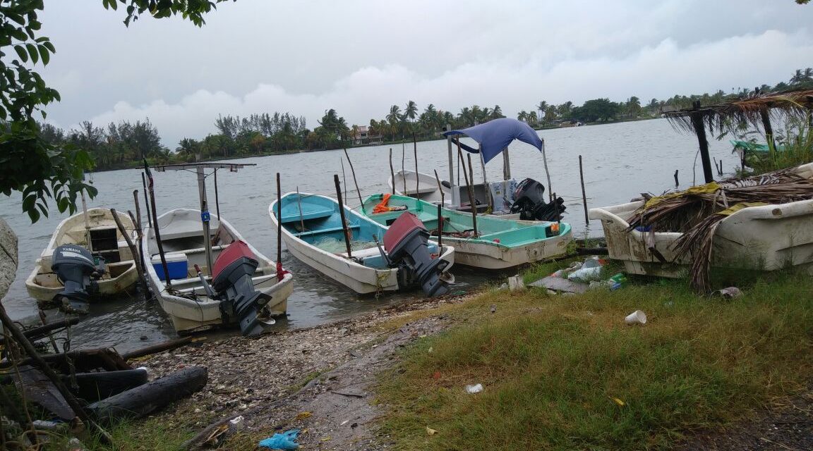 Pescadores imposibilitados para trabajar