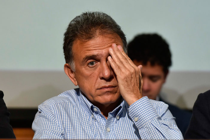 El gobernador no cumple