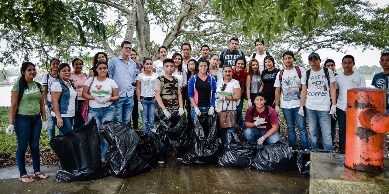 Ayuntamiento de Tuxpan Realiza Campaña de Limpieza