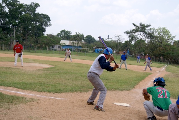 Inicia la segunda vuelta en la justa del Softbol
