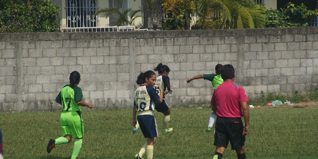 Sigue la pelea por el liderato femenil entre Cymes y Fuerza 16