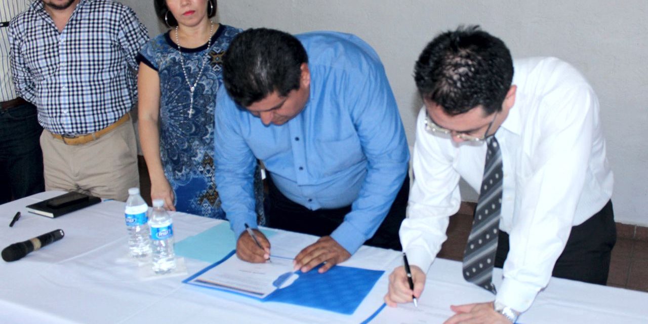 Histórica firma para beneficiar al campo y ganadería