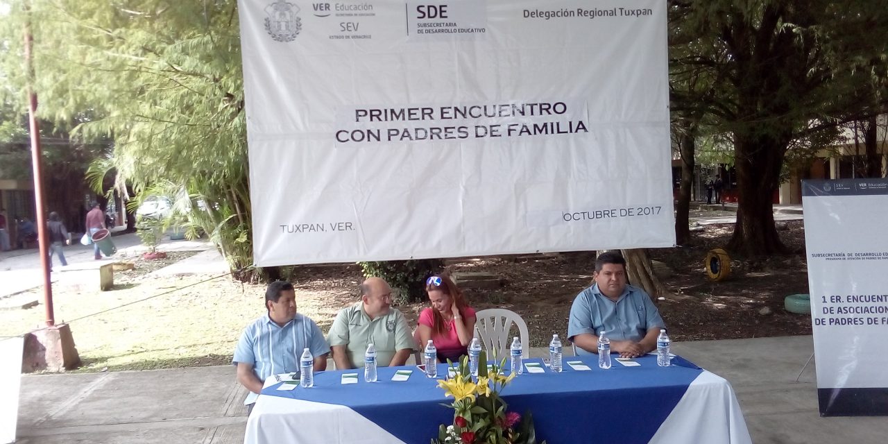 Autoridades educativas sostiene primer encuentro con Asociaciones de Padres de Familia