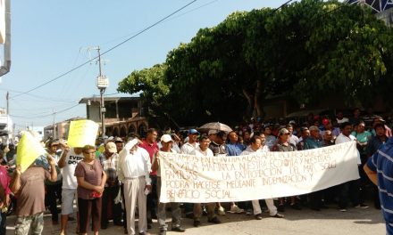 Pescadores y sus familias se manifiestan contra  Gasoducto