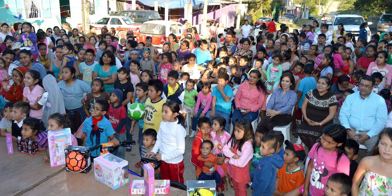 Llegan las Sonrisas a la Colonia Antorchista: Elda García
