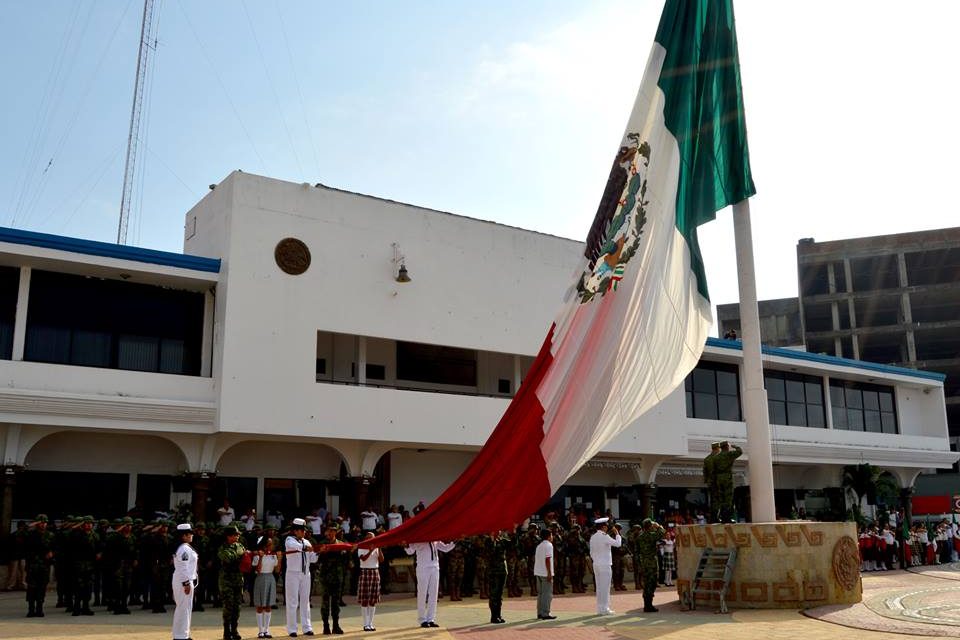 Solemne ceremonia del 197 aniversario del Día de la Bandera