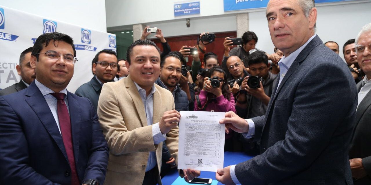Se registra Julen Rementería como precandidato al senado por el Partido Acción Nacional