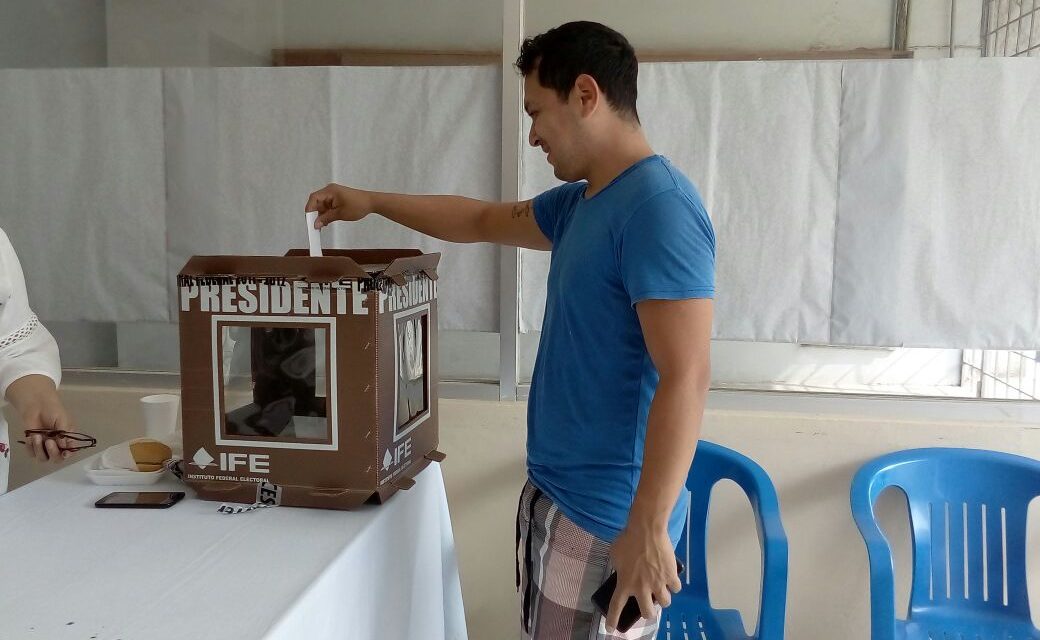 Panistas realizaron votación interna
