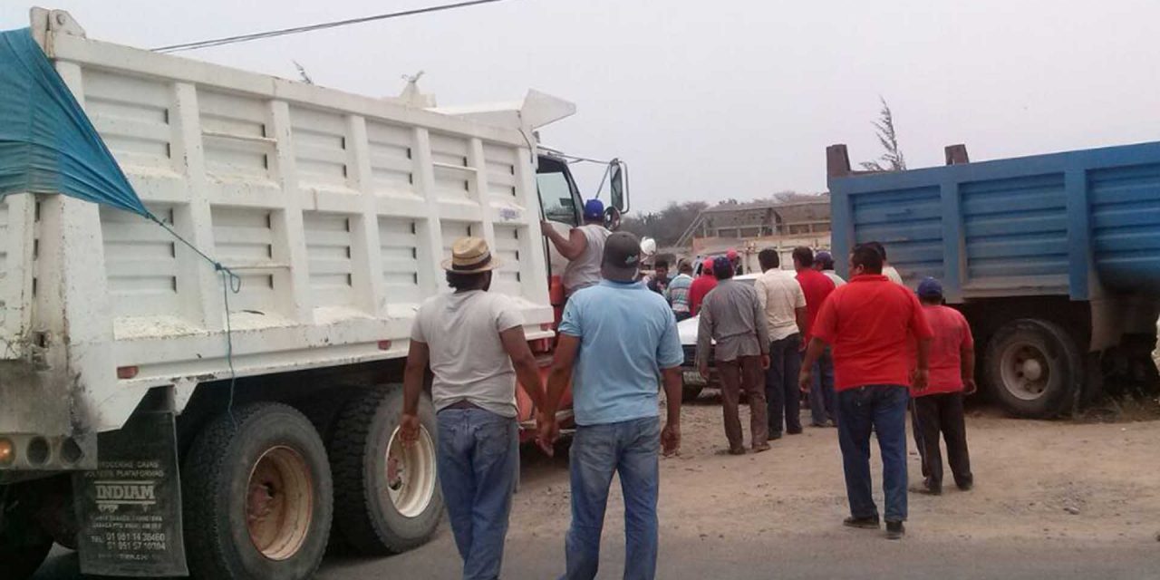 Difícil situación atraviesan camioneros materialistas