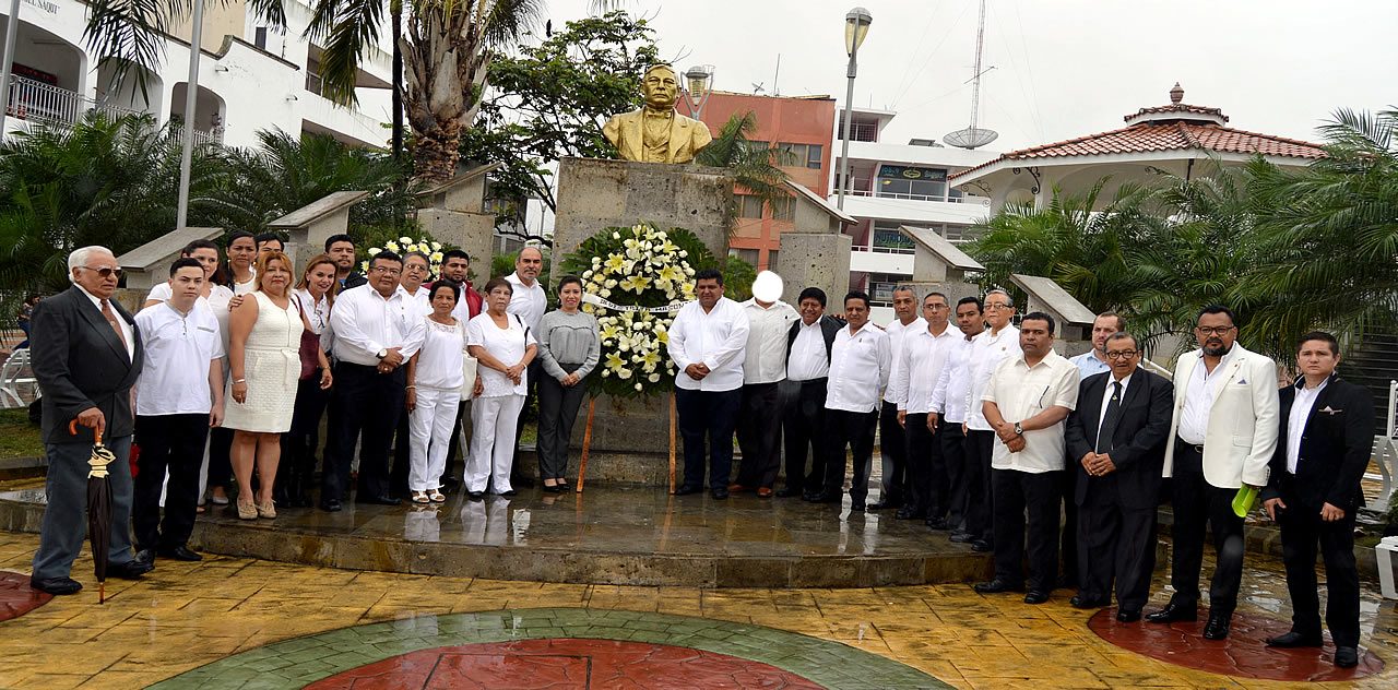 Conmemoran CCXII Natalicio de Benito Juárez